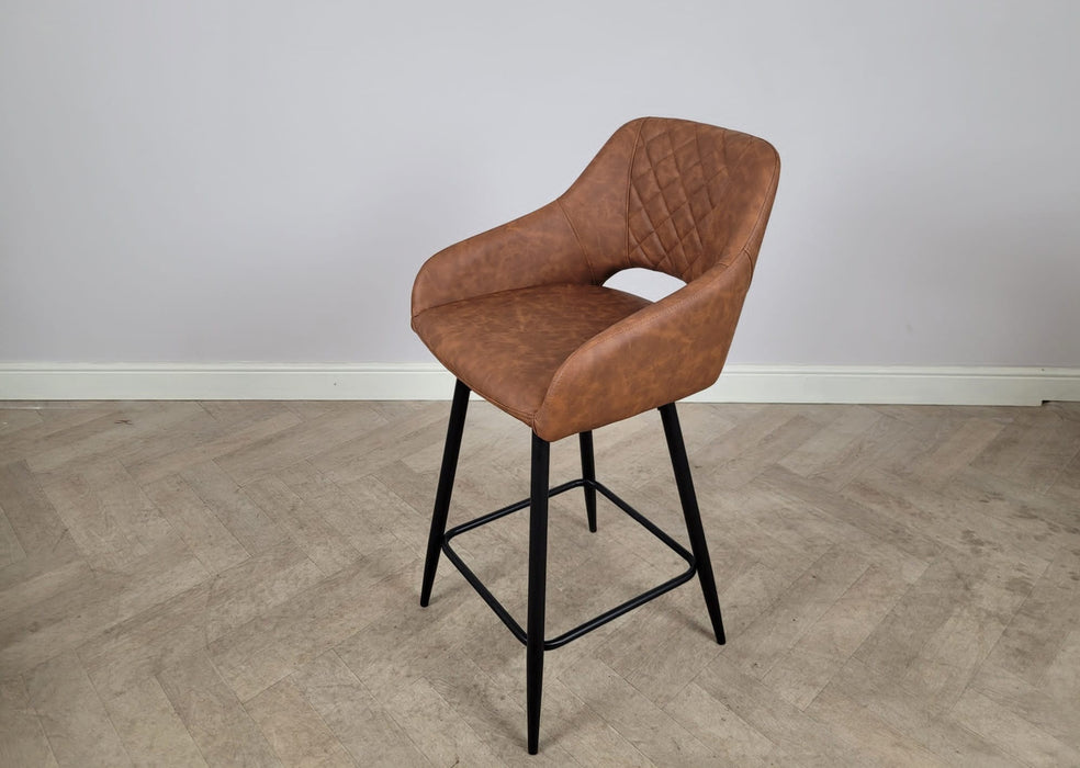 Suffolk Industrial style Tan Brown PU Leather Kitchen Breakfast Bar Stool, Black Metal Leg