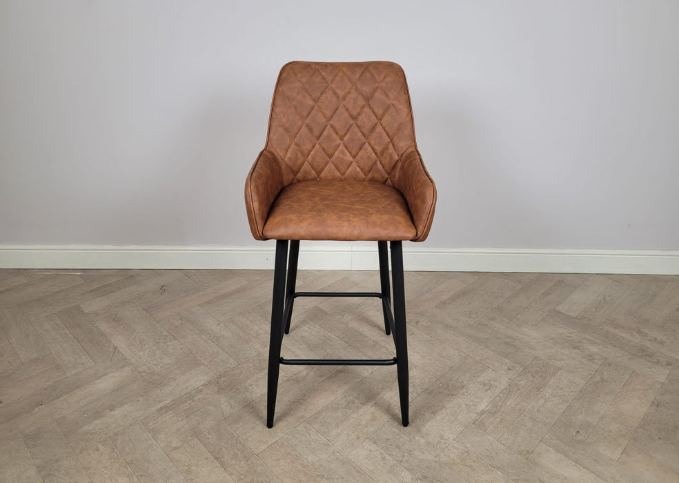 Camden Industrial style Tan Brown PU Leather Kitchen Breakfast Bar Stool, Black Metal Leg