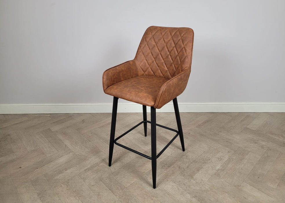 Camden Industrial style Tan Brown PU Leather Kitchen Breakfast Bar Stool, Black Metal Leg