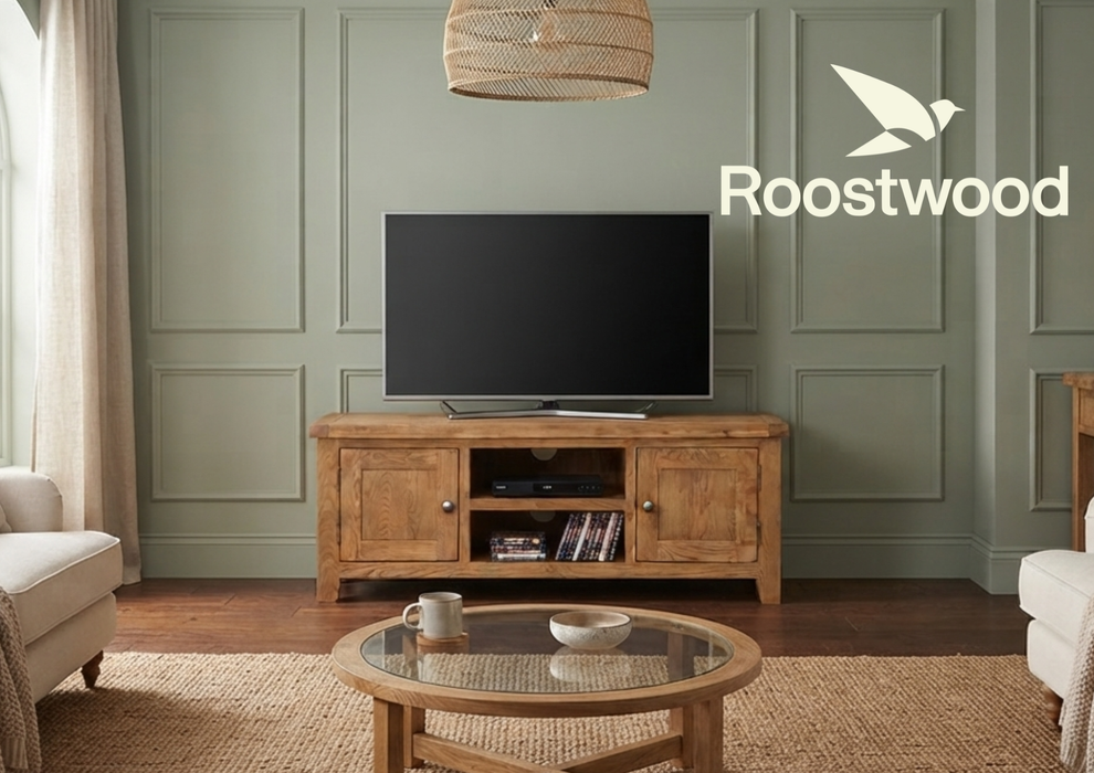 Roostwood 'Malvern' Country Oak Plasma TV Unit