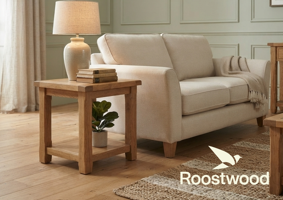 Roostwood 'Malvern' Country Oak Lamp / Side Table