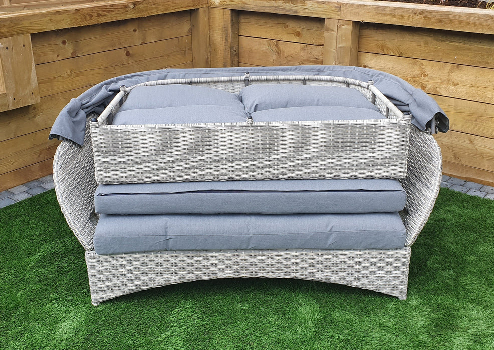 'Maldives' Large Rattan Modular Daybed Sofa Lounger with Shade Canopy