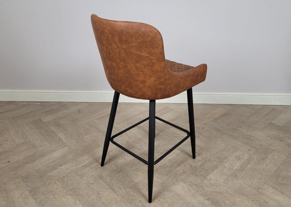 Shoreditch Tan Brown PU Leather Industrial Kitchen Breakfast Bar Stool, Black Metal Leg